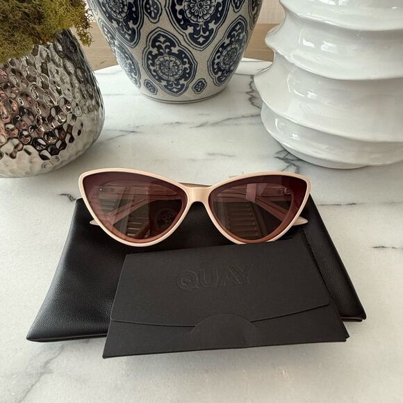 NWT Quay TEMPTED - Picture 7 of 7